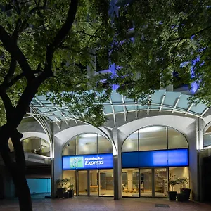 Hotel Express Centre By Ihg